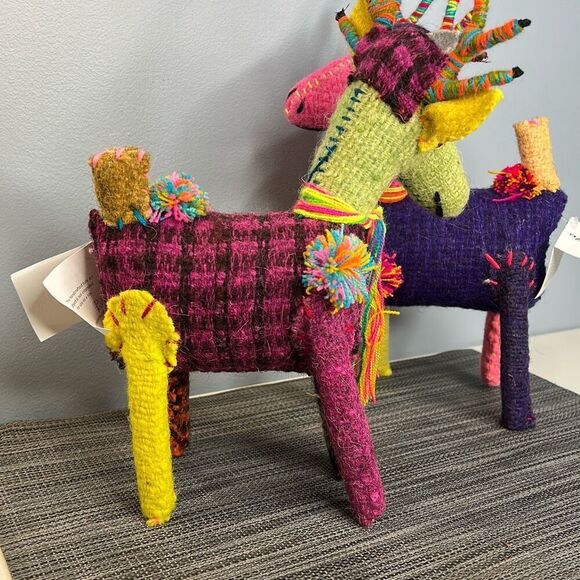 Abrazo Style Folk Art Handmade Reindeer Mexico Set of 2 - Picture 4 of 10